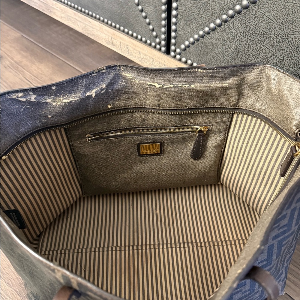 Fendi Brown & Tan Zucca Canvas Tote - Picture 2 of 9